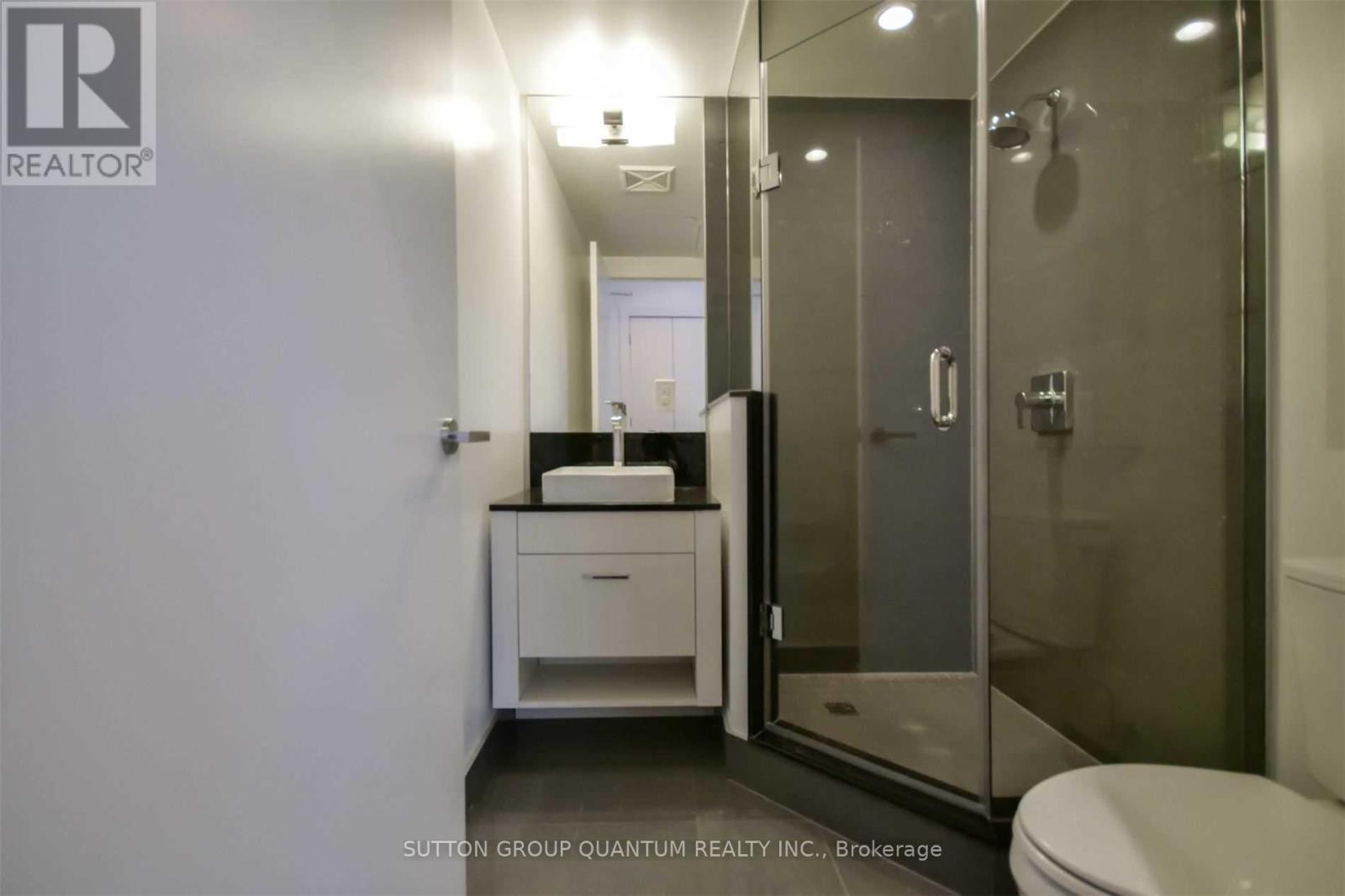Uph01 - 3018 Yonge Street, Toronto, Ontario  M4N 0A5 - Photo 12 - C13640026