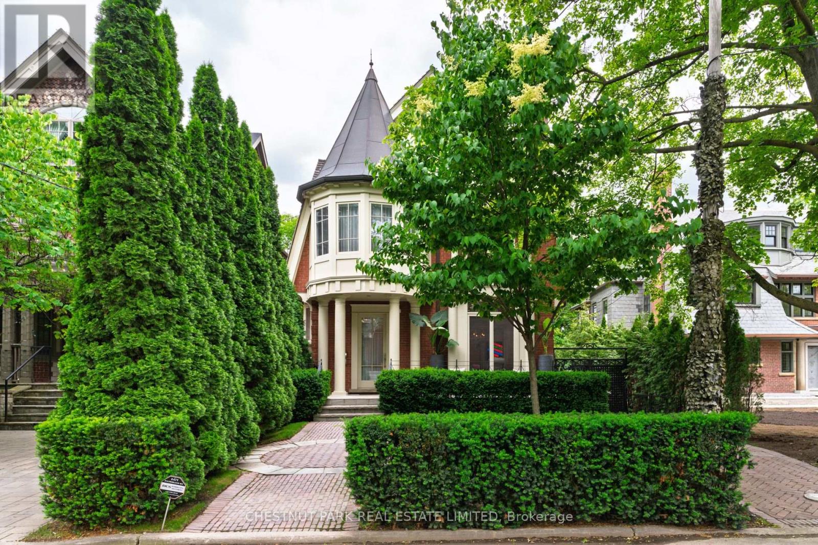 83 BINSCARTH ROAD, Toronto, Ontario