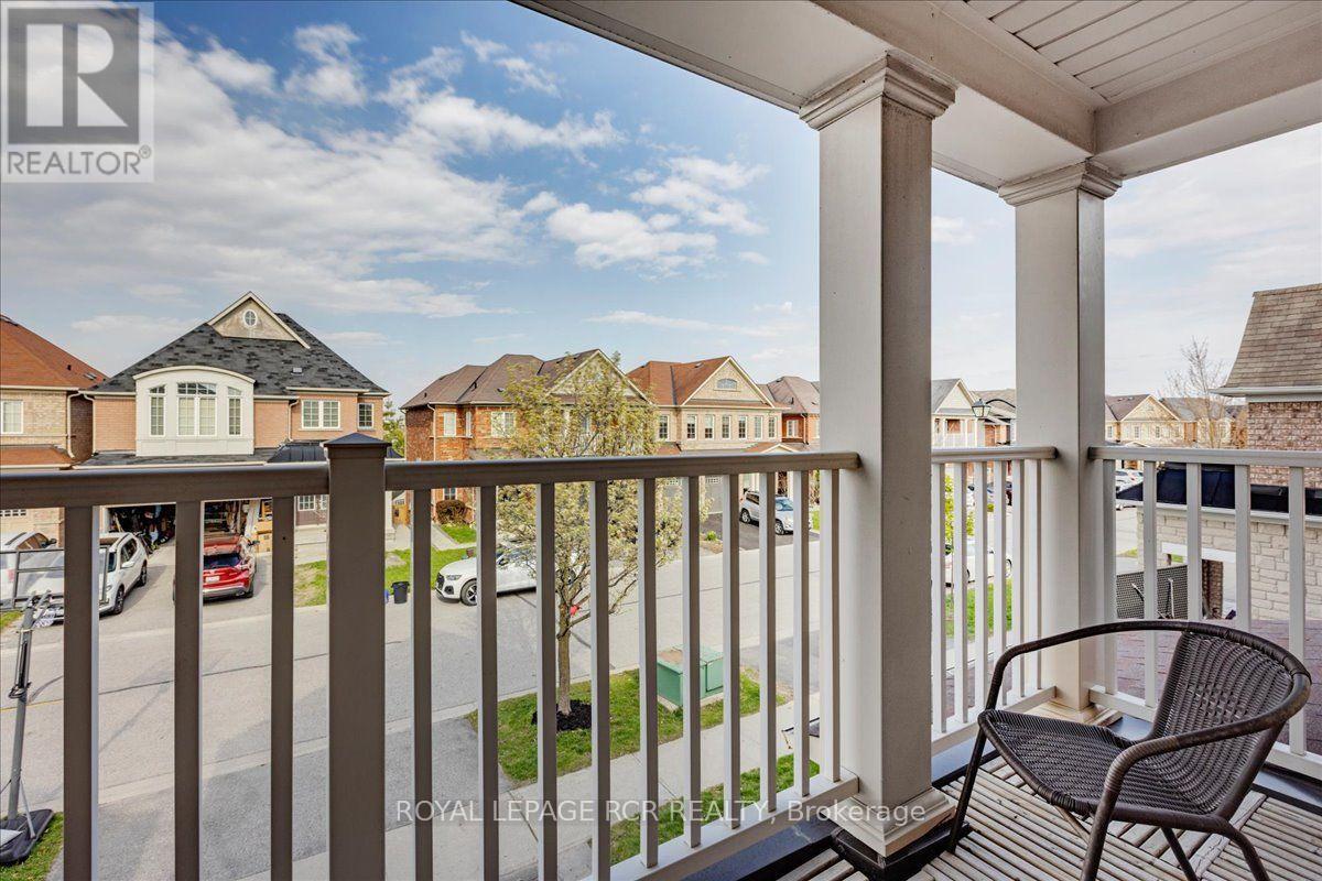 4 Gamble Drive, Ajax, Ontario  L1Z 0H2 - Photo 15 - E13639738