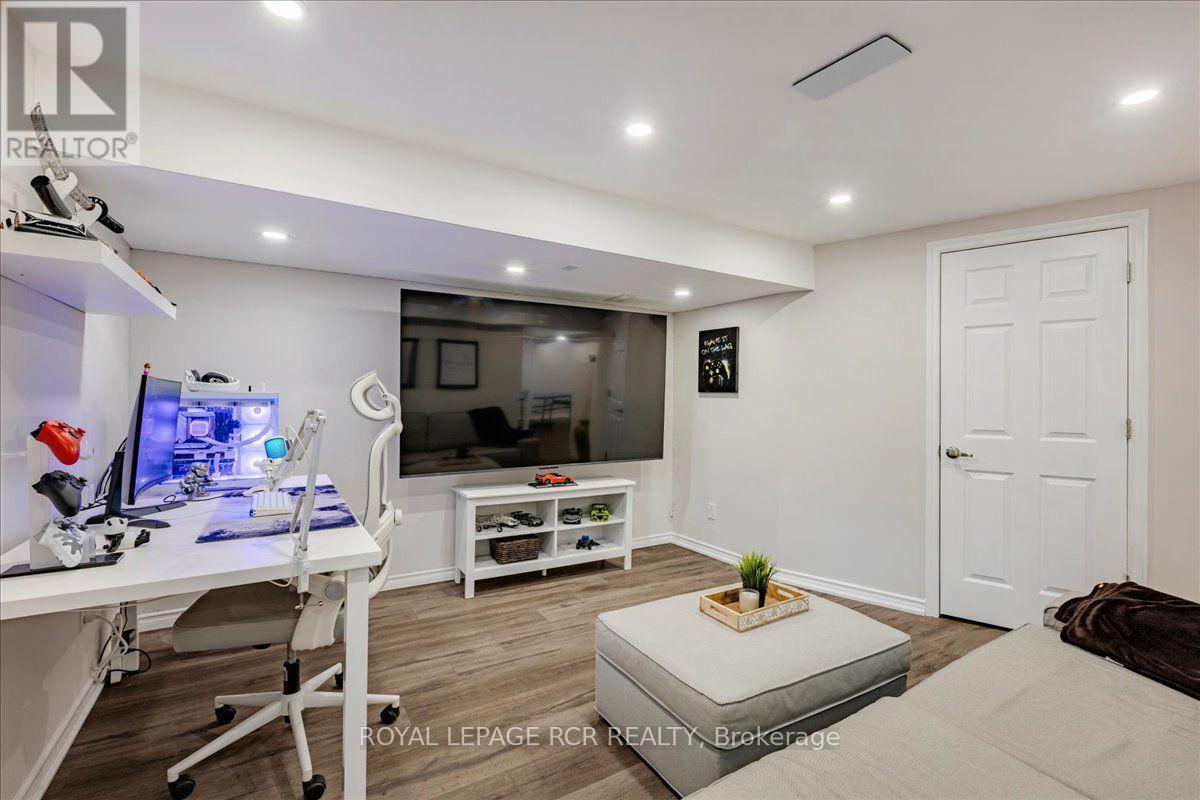 4 Gamble Drive, Ajax, Ontario  L1Z 0H2 - Photo 24 - E13639738