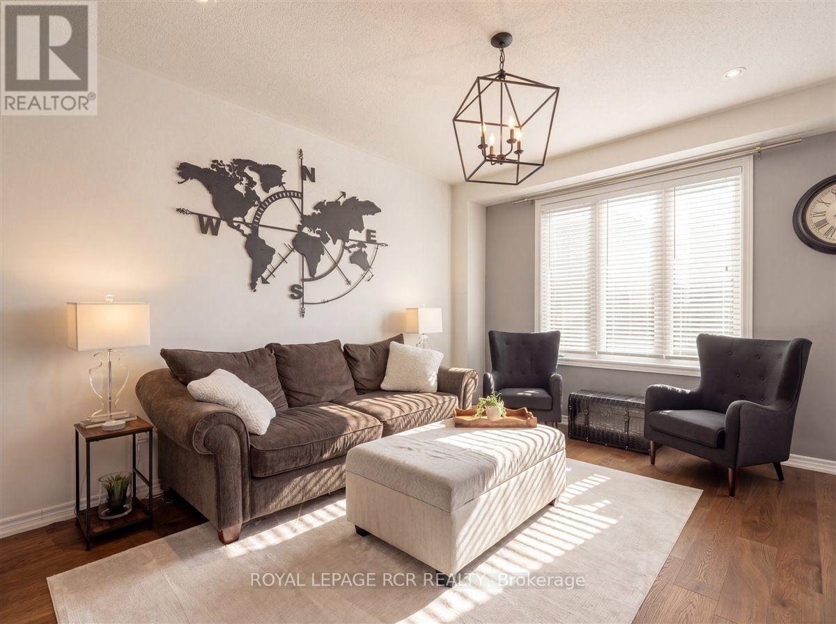 4 Gamble Drive, Ajax, Ontario  L1Z 0H2 - Photo 5 - E13639738