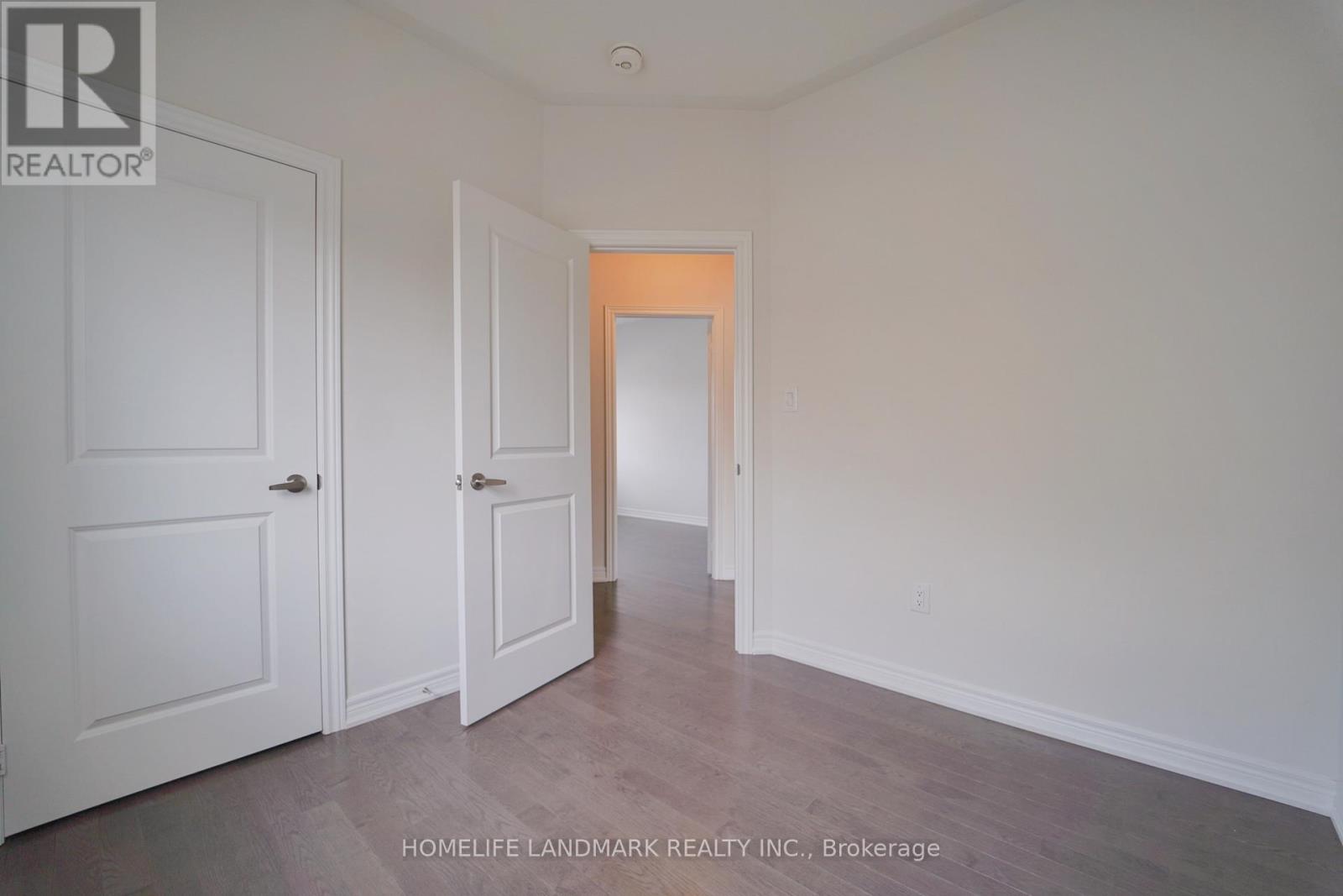 36 Thelma Drive, Whitby, Ontario  L1P 0N3 - Photo 6 - E13639758