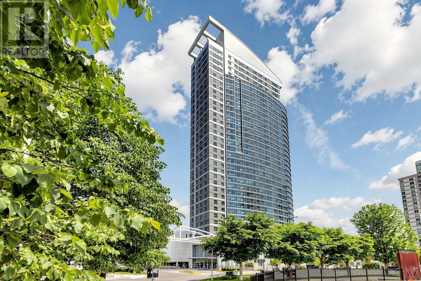 3503 - 38 Lee Centre Drive, Toronto, Ontario  M1H 3J7 - Photo 2 - E13639790