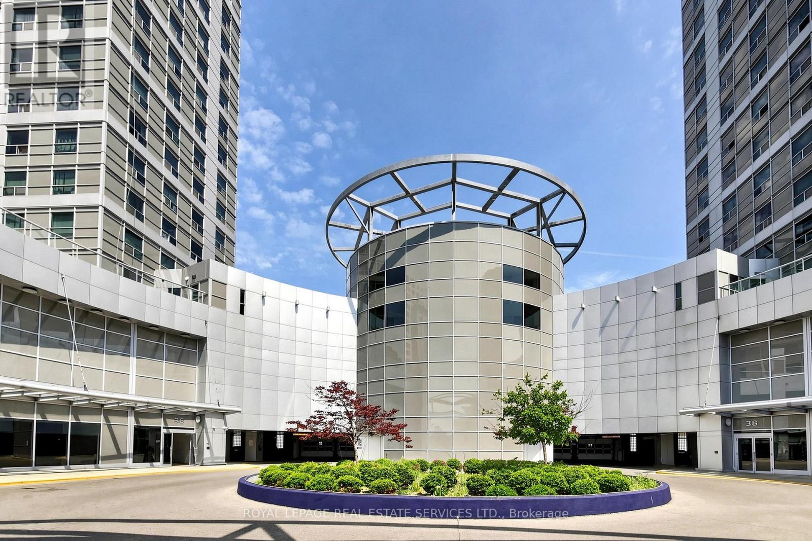 3503 - 38 Lee Centre Drive, Toronto, Ontario  M1H 3J7 - Photo 3 - E13639790