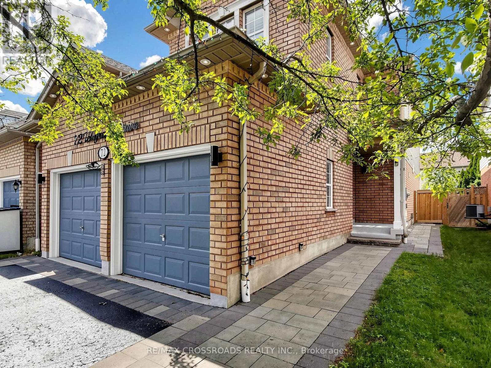 72 TELEGRAPH DRIVE, Whitby, Ontario