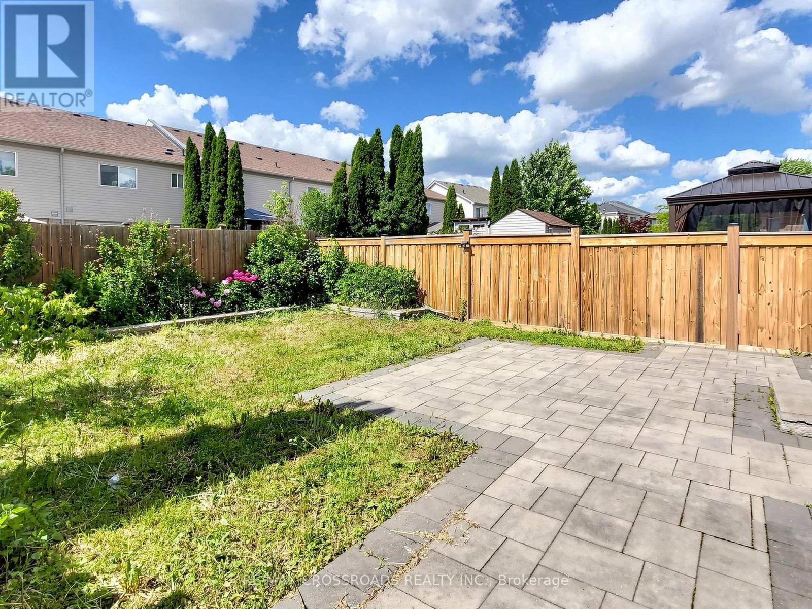 72 Telegraph Drive, Whitby, Ontario  L1P 1S4 - Photo 47 - E13639840