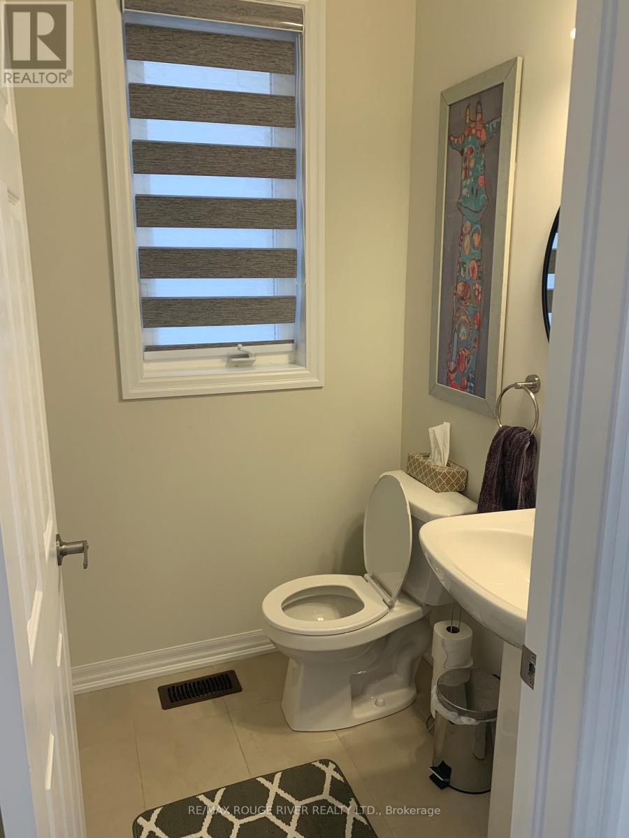 50 Ed Ewert Avenue, Clarington, Ontario  L1B 1G9 - Photo 10 - E13639926