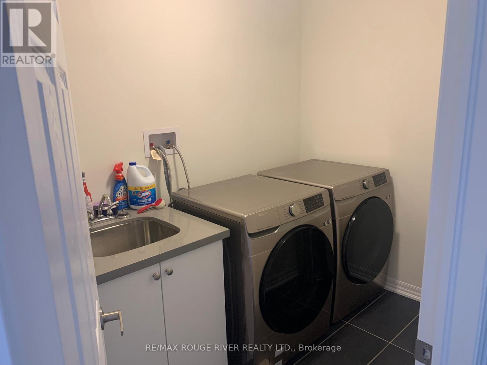 50 Ed Ewert Avenue, Clarington, Ontario  L1B 1G9 - Photo 8 - E13639926