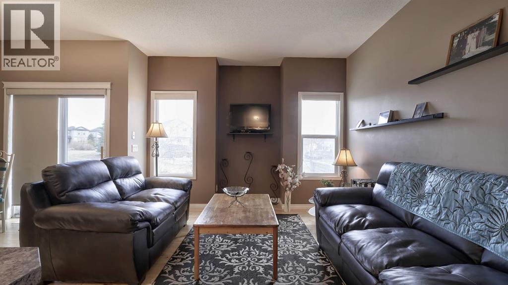 805, 620 Luxstone Landing SW, Airdrie, Alberta  T4B 0B6 - Photo 10 - A2300918