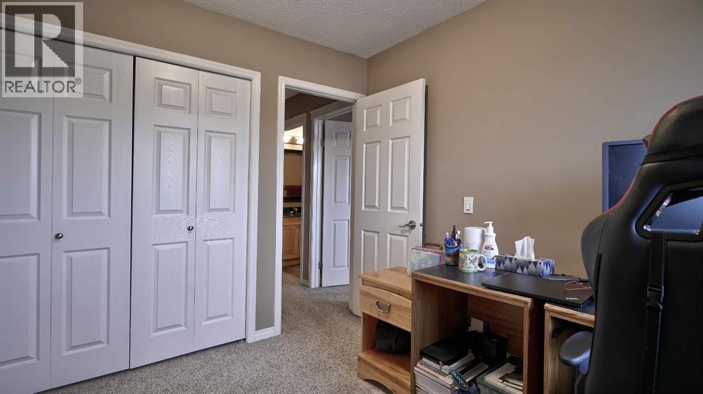 805, 620 Luxstone Landing SW, Airdrie, Alberta  T4B 0B6 - Photo 29 - A2300918