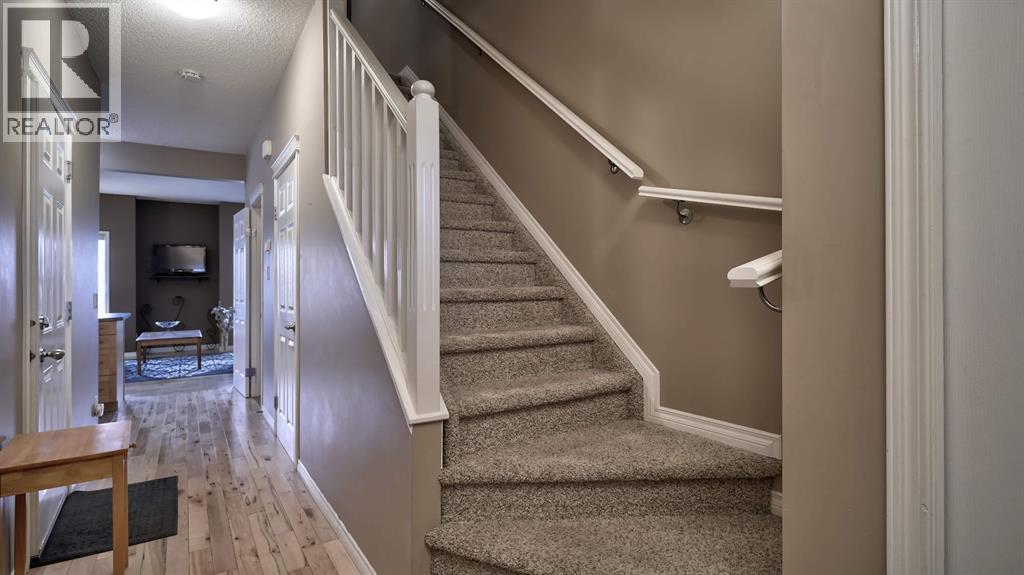 805, 620 Luxstone Landing SW, Airdrie, Alberta  T4B 0B6 - Photo 3 - A2300918