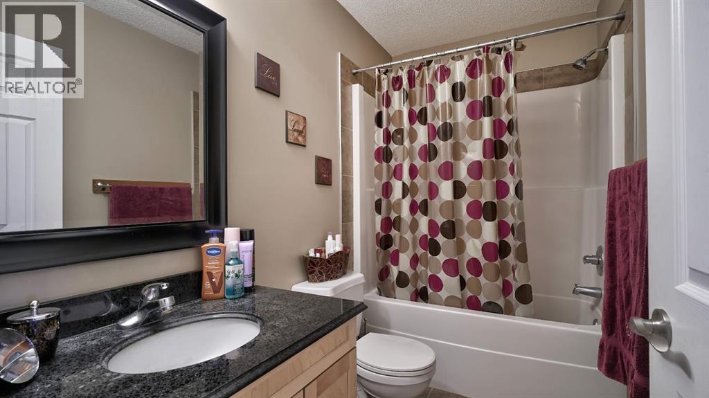 805, 620 Luxstone Landing SW, Airdrie, Alberta  T4B 0B6 - Photo 30 - A2300918