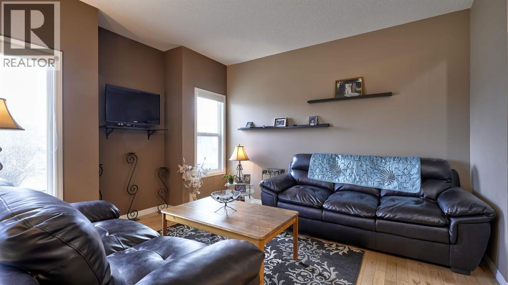 805, 620 Luxstone Landing SW, Airdrie, Alberta  T4B 0B6 - Photo 11 - A2300918