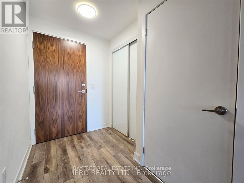 526 - 30 Baseball Place, Toronto, Ontario  M4M 0E8 - Photo 2 - E13532428