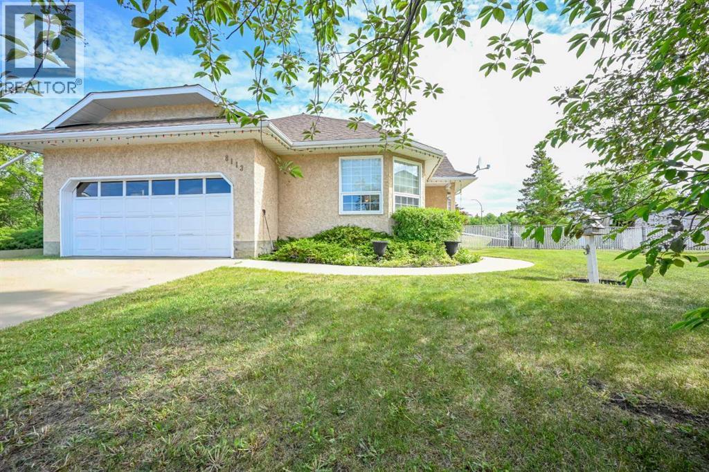 8113 103 Street, Grande Prairie, Alberta  T8W 2A6 - Photo 2 - A2319766