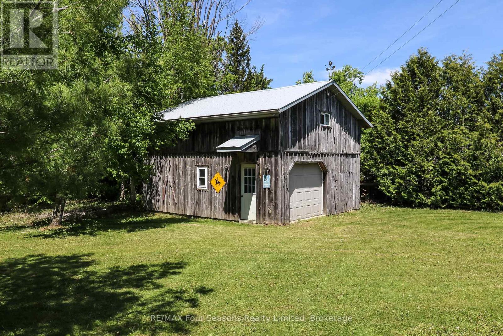 595365 4th Line, Blue Mountains, Ontario  N0H 2E0 - Photo 2 - X13639720
