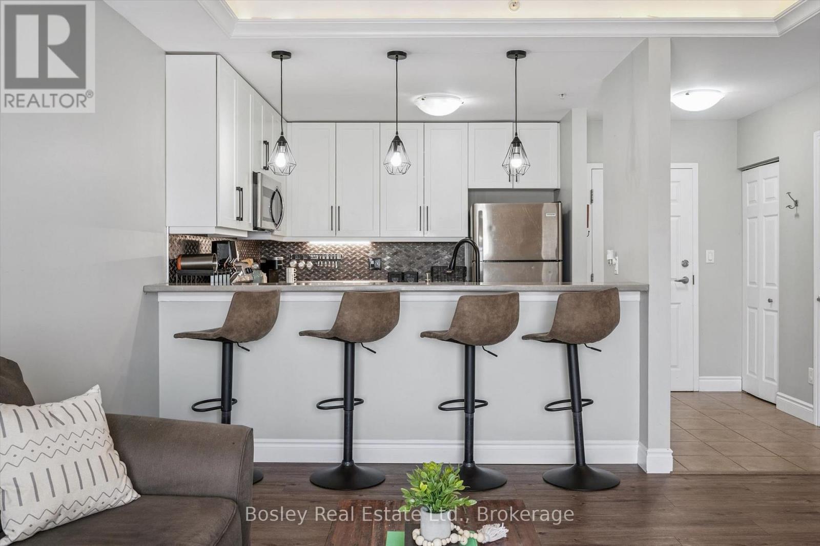 314 - 2 Colonial Drive, Guelph, Ontario  N1L 0K8 - Photo 4 - X13639728
