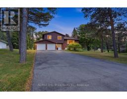132 CLEARVIEW CRESCENT, Meaford, Ontario