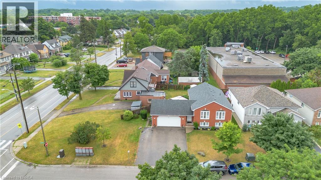 5 Passmore Court, Brantford, Ontario  N3S 7V3 - Photo 36 - 40850823
