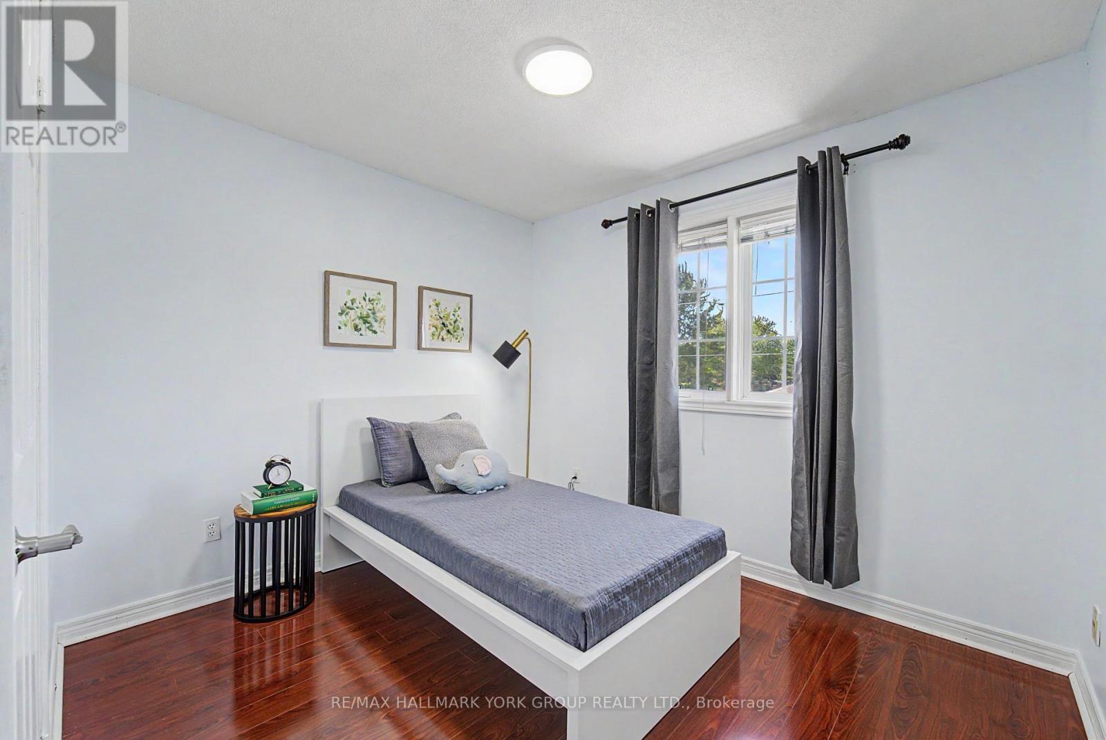 89 Metro Road N, Georgina, Ontario  L4P 3W9 - Photo 15 - N13637918