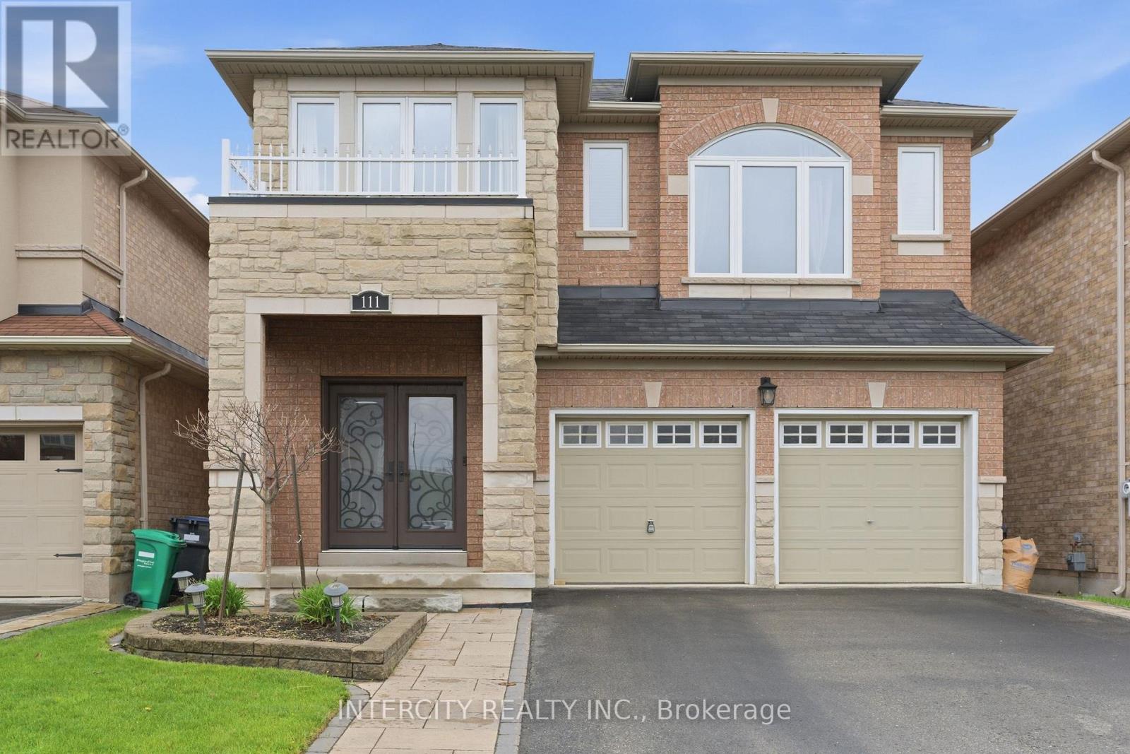 111 FANDANGO DRIVE, Brampton, Ontario