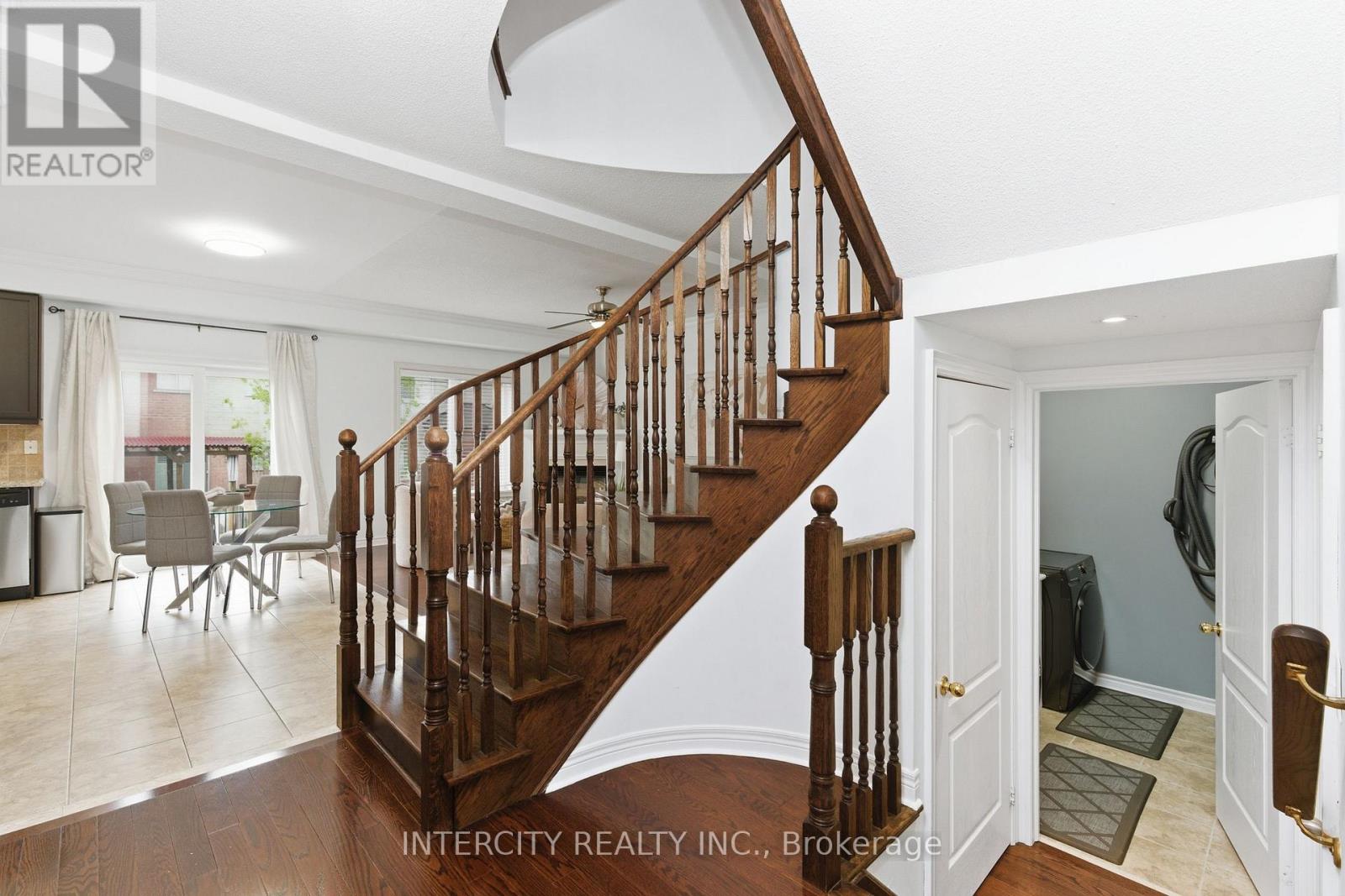 111 Fandango Drive, Brampton, Ontario  L6X 0P8 - Photo 9 - W13573246