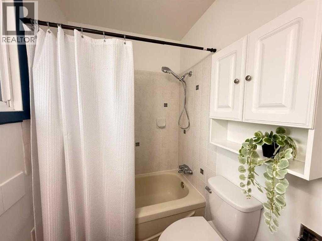 5632 Dalhousie Drive NW, Calgary, Alberta  T3A 1P9 - Photo 27 - A2319266