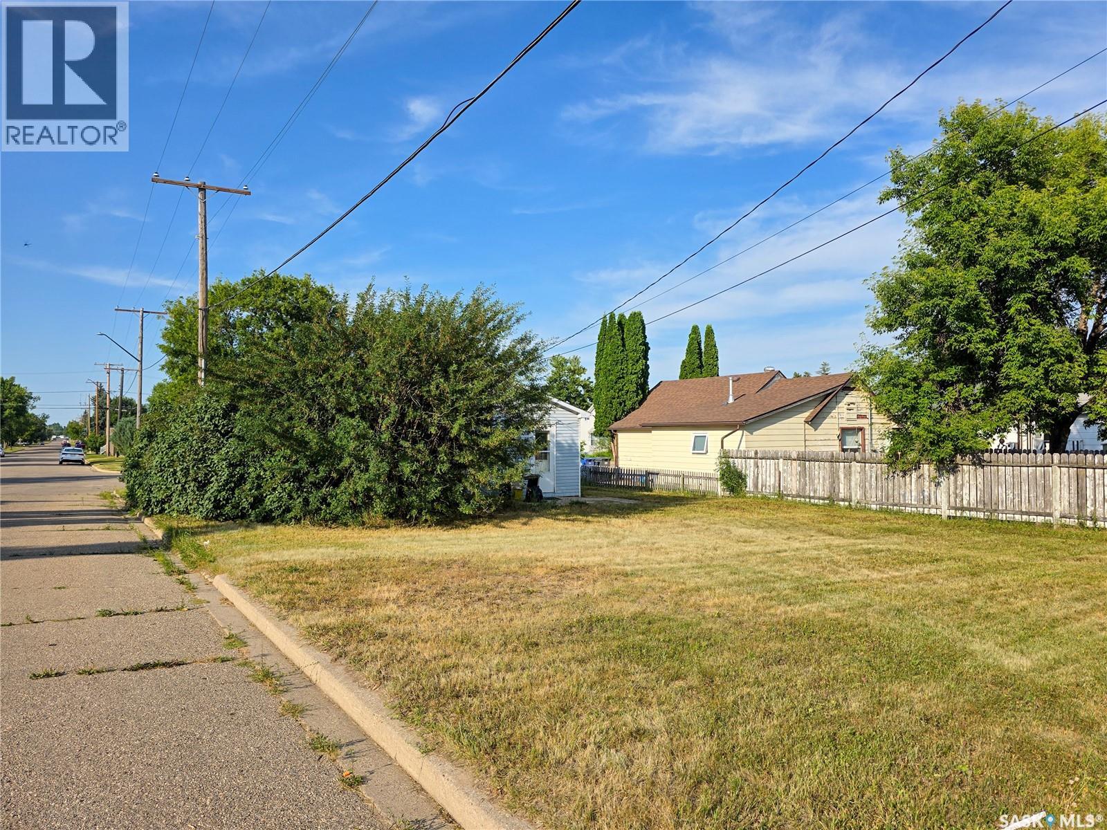 379 2nd Avenue W, Melville, Saskatchewan  S0A 2P0 - Photo 6 - SK044437