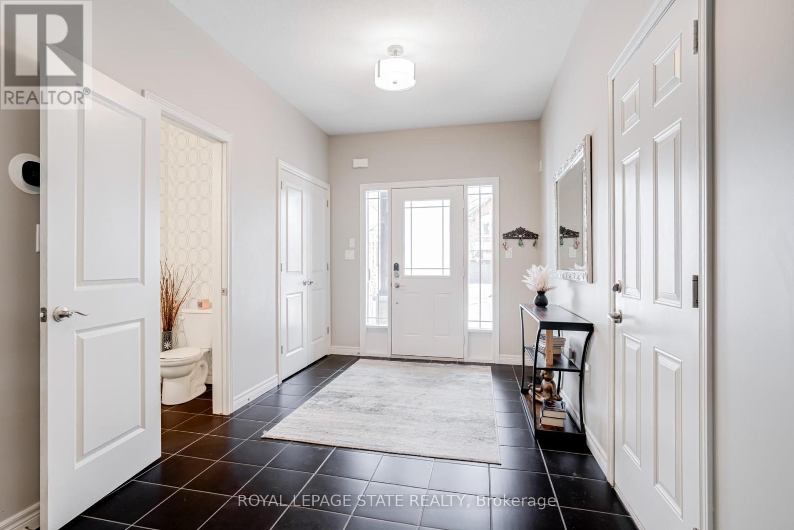 7 Kinsman Drive, Hamilton, Ontario  L0R 1C0 - Photo 4 - X13564020