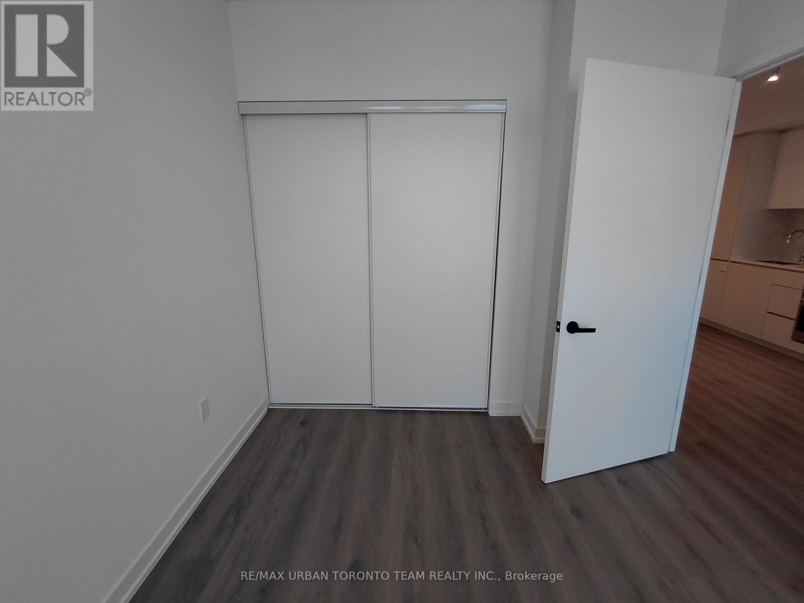 2511 - 28 Interchange Way, Vaughan (Vaughan Corporate Centre), Ontario  L4K 0P8 - Photo 10 - N13639724