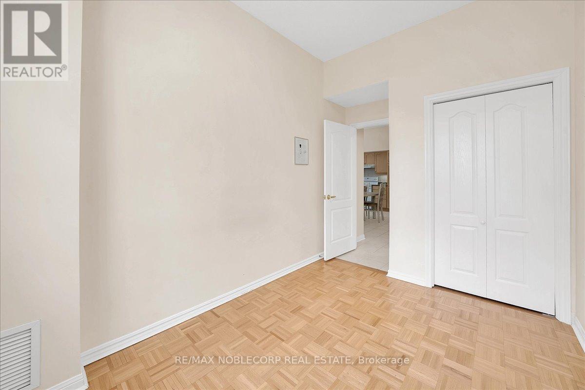 111 - 2502 Rutherford Road, Vaughan (Maple), Ontario  L4K 5N6 - Photo 25 - N13639846