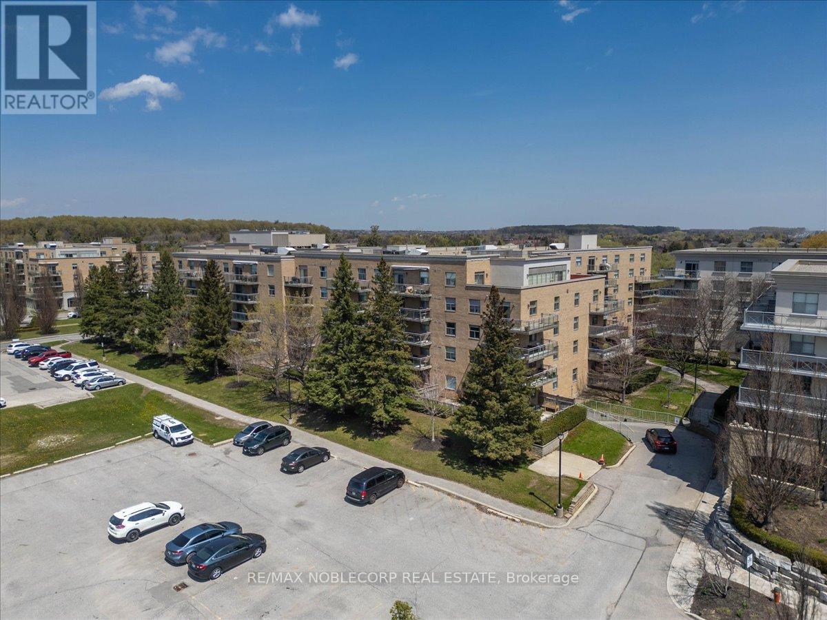 111 - 2502 Rutherford Road, Vaughan (Maple), Ontario  L4K 5N6 - Photo 4 - N13639846
