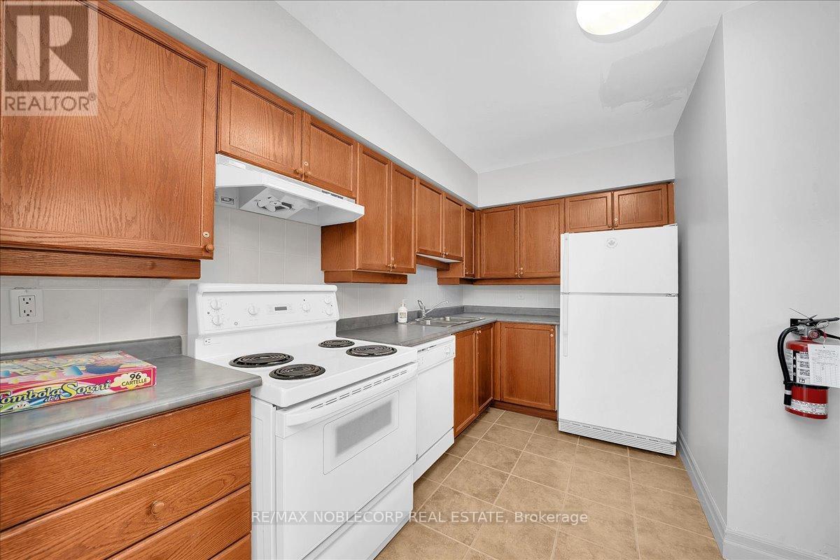 111 - 2502 Rutherford Road, Vaughan (Maple), Ontario  L4K 5N6 - Photo 43 - N13639846