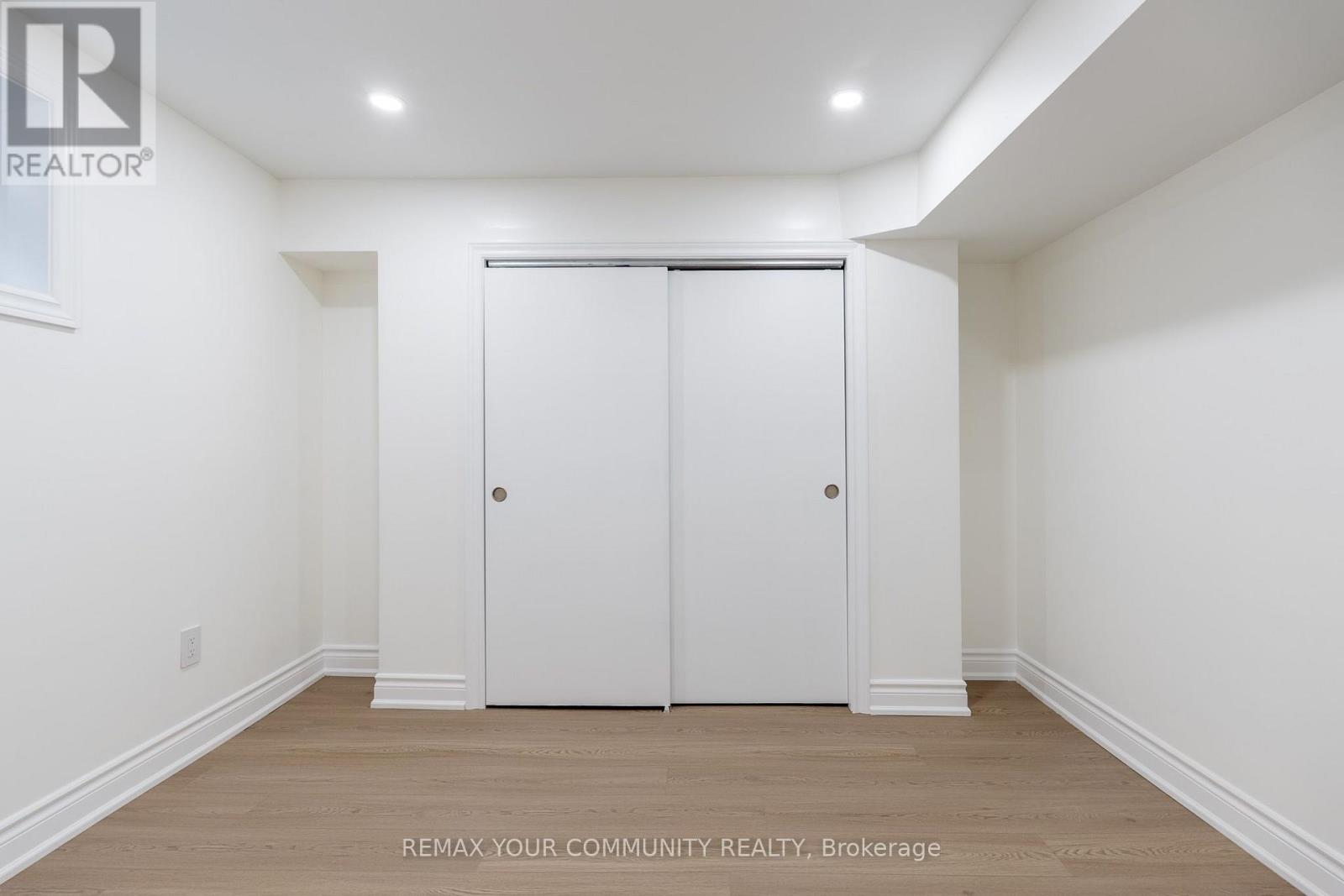 27 Houseman Crescent, Richmond Hill (North Richvale), Ontario  L4C 7S3 - Photo 40 - N13639892