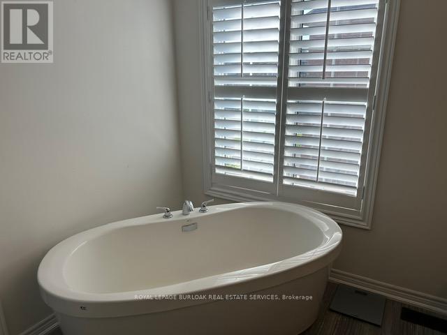 57 Macbean Crescent, Hamilton, Ontario L8B 0S5 - Photo 18 - X13528766