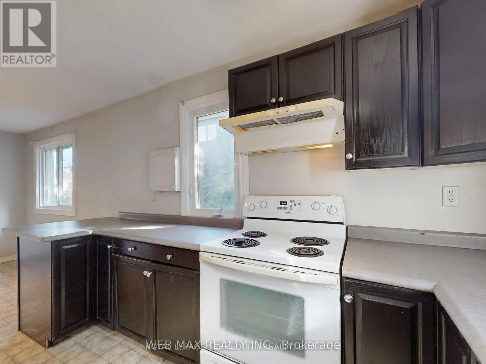 40 Brennan Avenue, Barrie, Ontario  L4N 3X3 - Photo 11 - S12846554