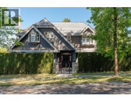 2087 W 18TH AVENUE, Vancouver, British Columbia