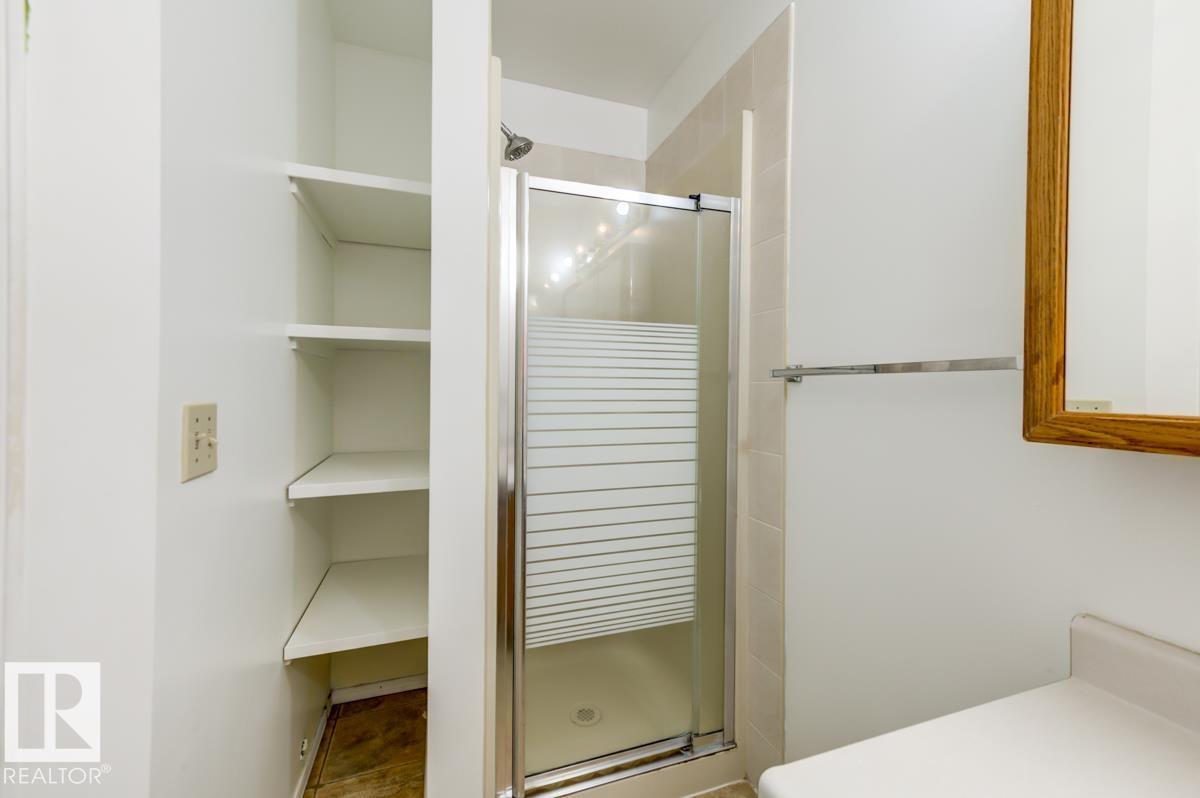 3908 28 Av Nw, Edmonton, Alberta  T6L 6E4 - Photo 26 - E4502170