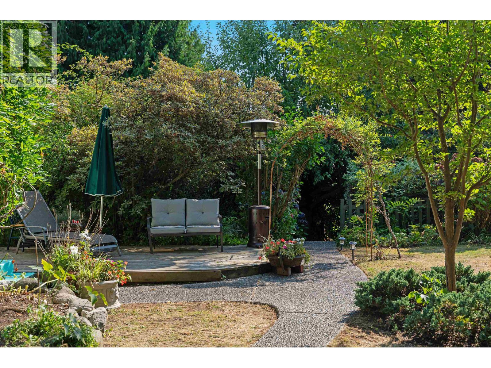 1376 11TH STREET, West Vancouver, British Columbia