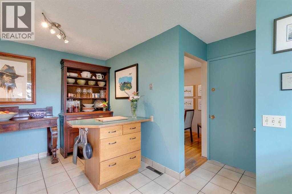 6140 Dalmarnock Crescent NW, Calgary, Alberta  T3A 1H2 - Photo 15 - A2320957