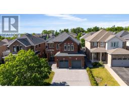 56 JEWEL HOUSE LANE, Barrie, Ontario