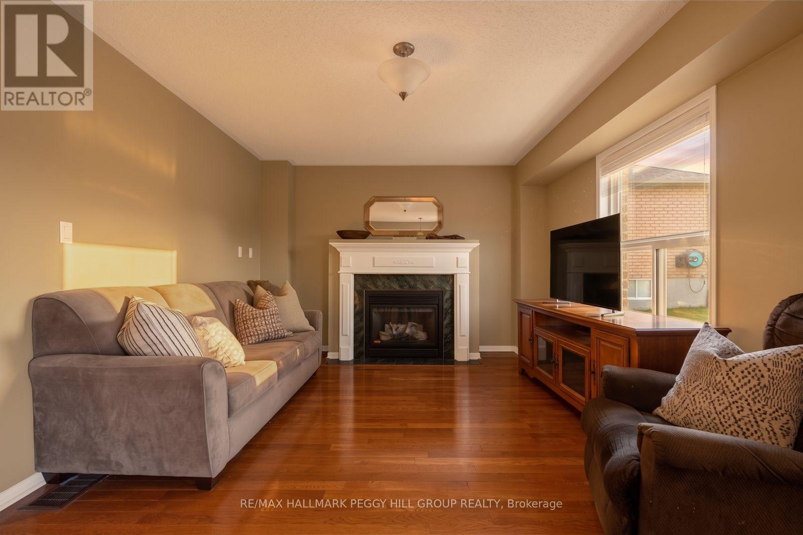 168 Wildwood Trail, Barrie, Ontario  L4N 9Y6 - Photo 2 - S13639984