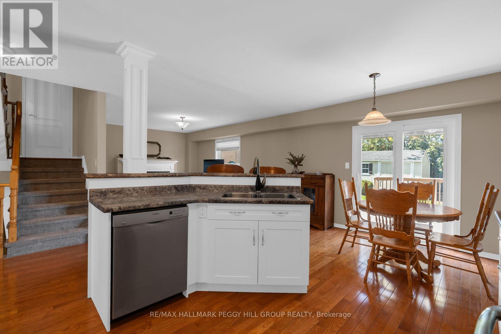 168 Wildwood Trail, Barrie, Ontario  L4N 9Y6 - Photo 3 - S13639984