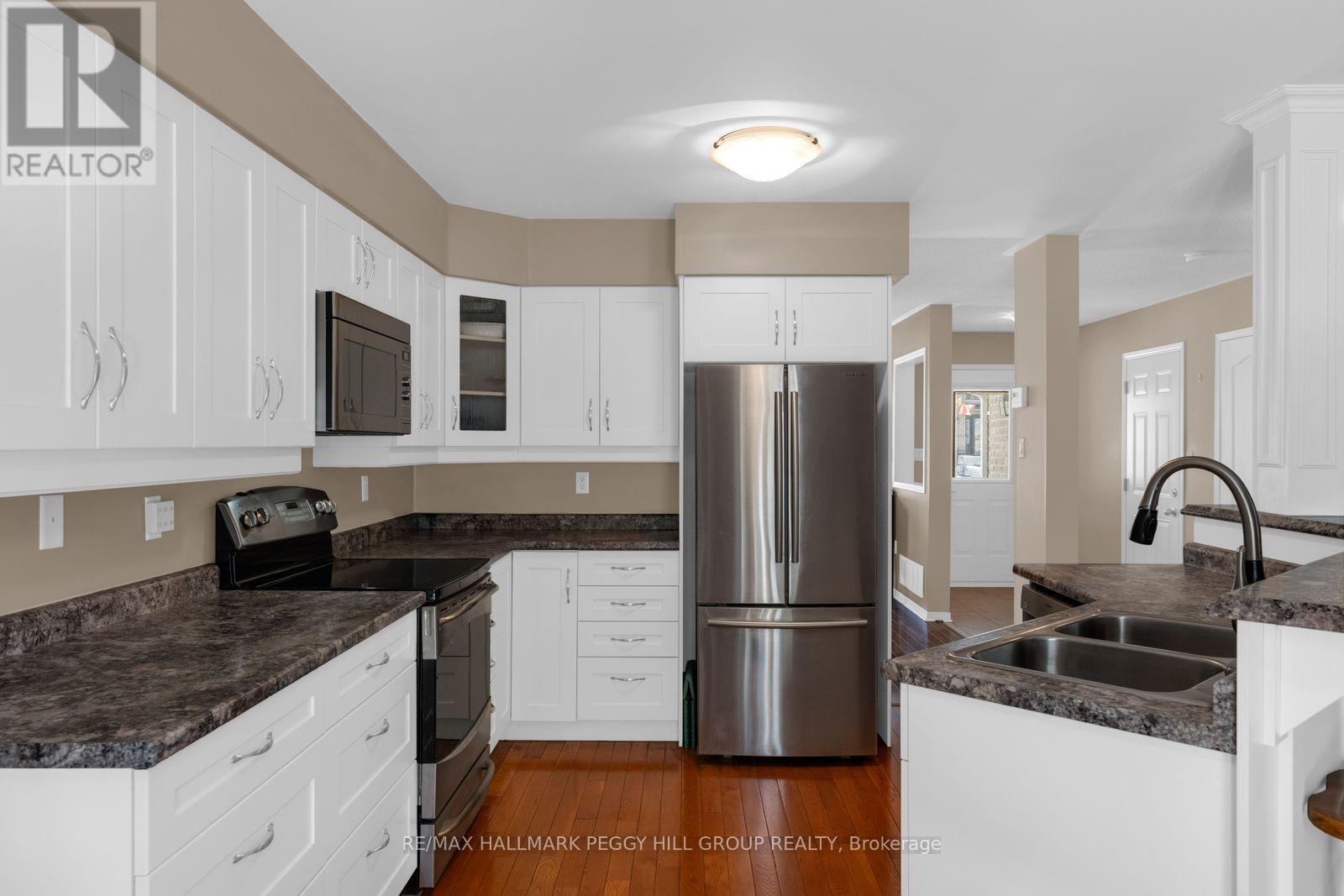 168 Wildwood Trail, Barrie, Ontario  L4N 9Y6 - Photo 4 - S13639984