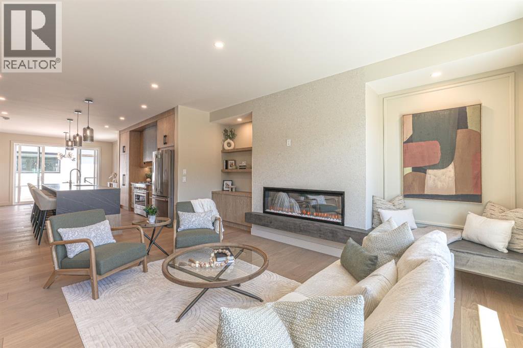 147 Heston Street Nw, Calgary, Alberta  T2K 2C5 - Photo 6 - A2329022