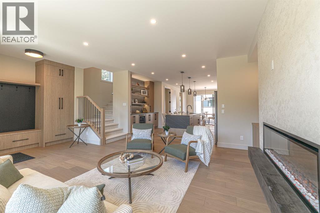 147 Heston Street Nw, Calgary, Alberta  T2K 2C5 - Photo 8 - A2329022