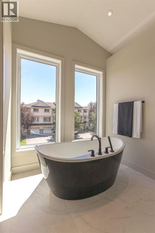 147 Heston Street Nw, Calgary, Alberta  T2K 2C5 - Photo 28 - A2329022
