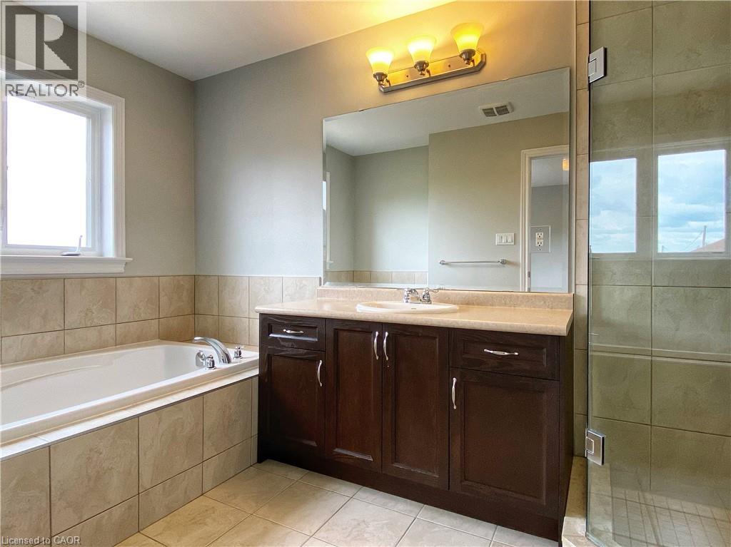 67 Summerberry Way, Hamilton, Ontario  L9B 1A2 - Photo 17 - 40845397