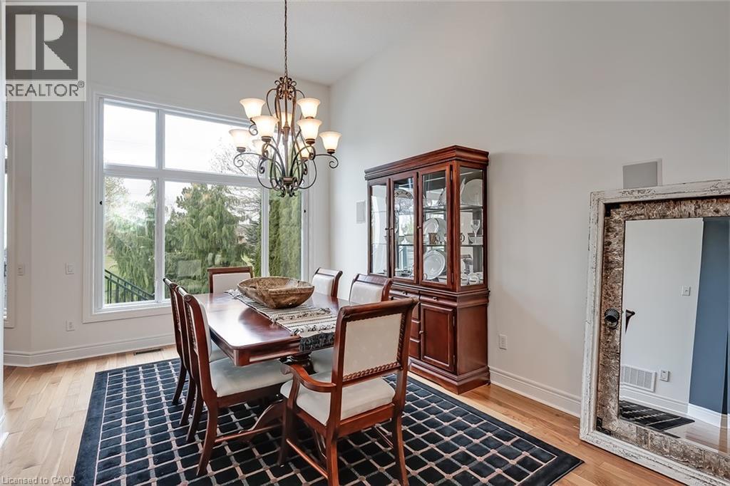 4285 Couples Crescent, Burlington, Ontario  L7M 4Y8 - Photo 11 - 40847429