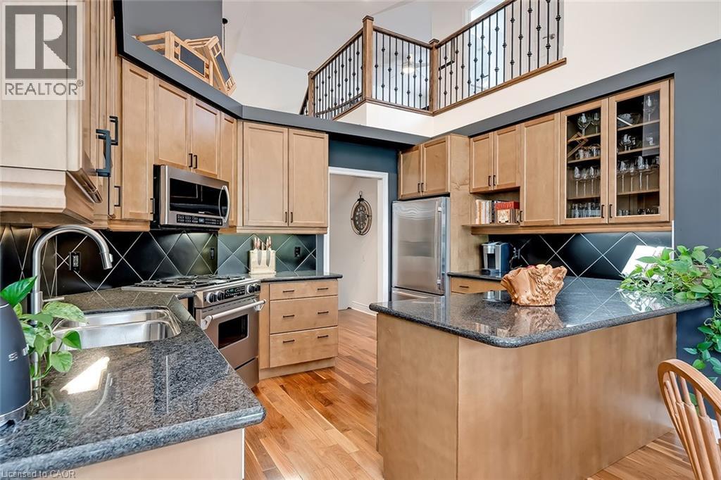 4285 Couples Crescent, Burlington, Ontario  L7M 4Y8 - Photo 9 - 40847429